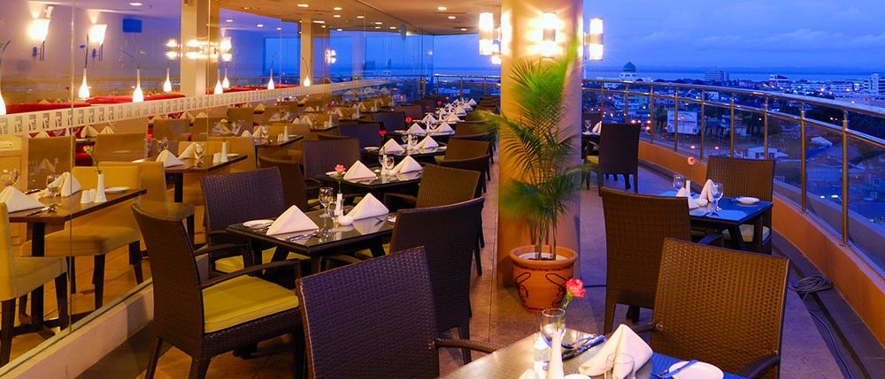 Micasa All Suites Hotel Kuala Lumpur Eksteriør billede The restaurant